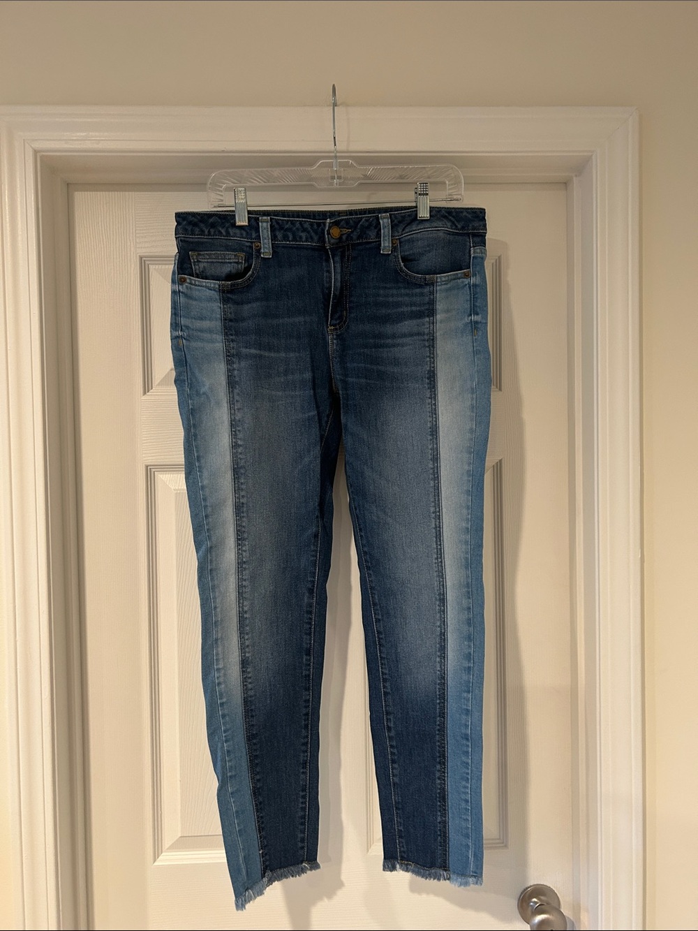 Michael Kors Two-Tone Blue Ankle Crop Jeans size 10!
